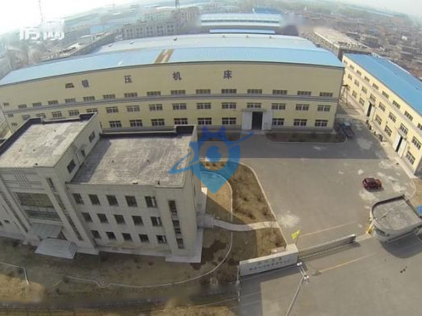 花园式工厂出租出售 5500平厂房 18亩 2300平精装办公楼 高举架 带吊车