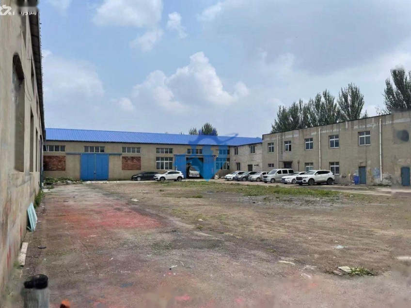 于洪区北李官厂房1100平,7米高,砖混,6W